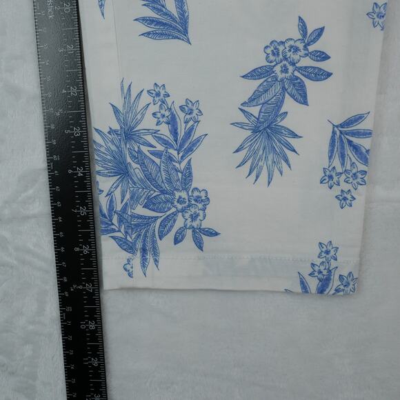 Talbots Pants Womens 2P Blue White Floral Cotton Relaxed Chino Cropped Preppy - Picture 10 of 12